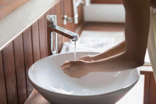 Caring for over-washed hands? - Nuebar